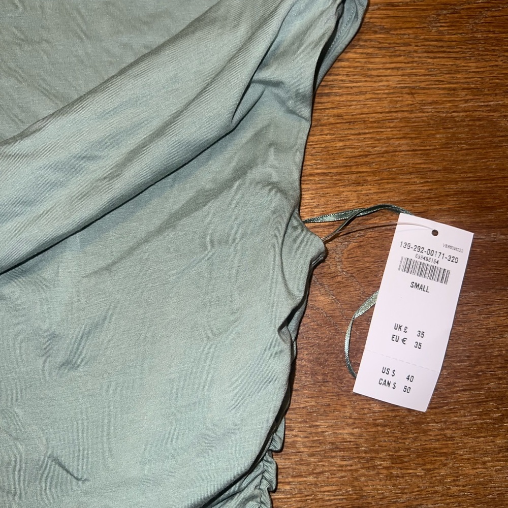 Abercrombie Ruched Off-the-Shoulder Top - Picture 6 of 6